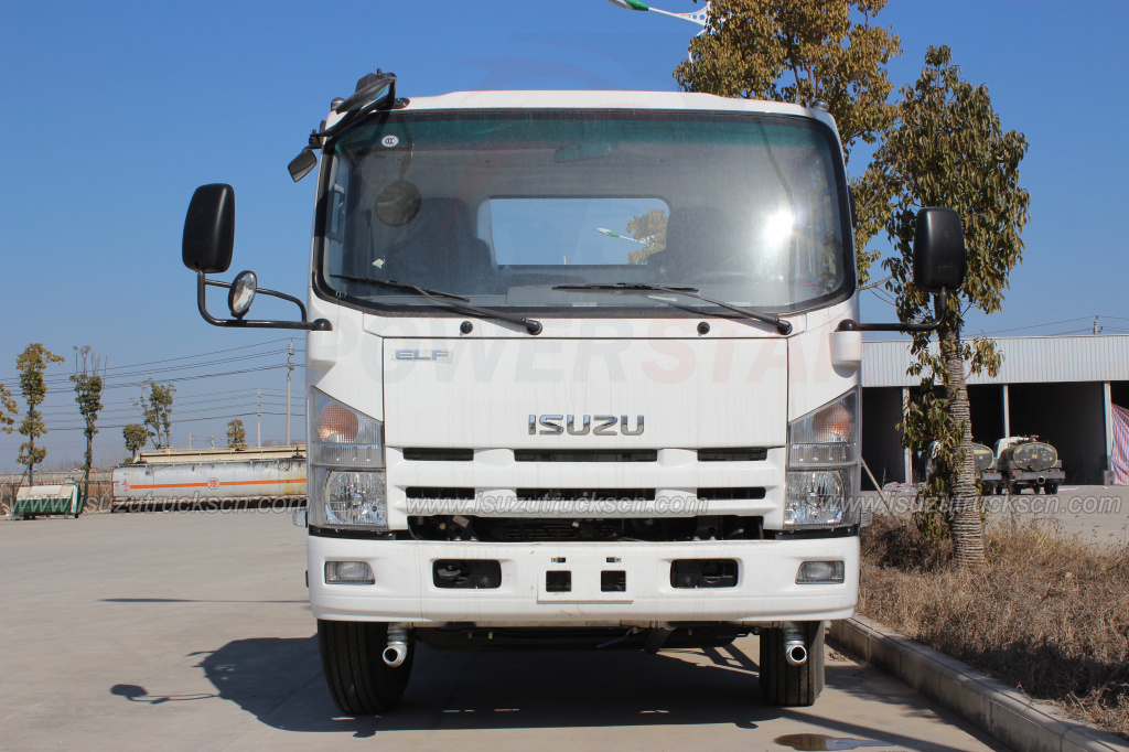 Camión cisterna de riego japonés 7000L 8000L ELF Isuzu, camión springkler callejero