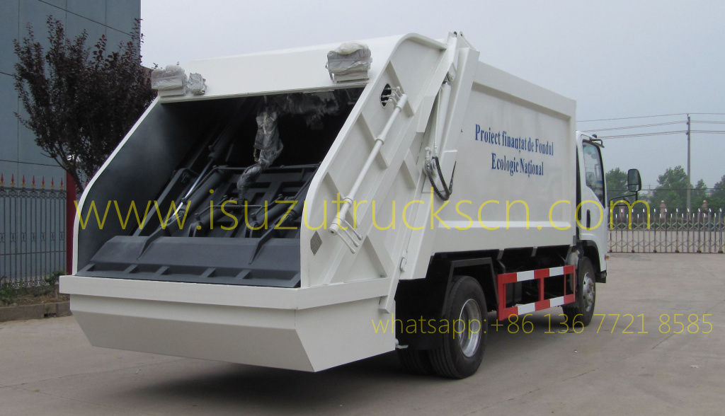 5tons / 8tons Trash Compactor Truck Isuzu specification and pictures