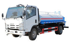 ISUZU Potable water sprinkler truck