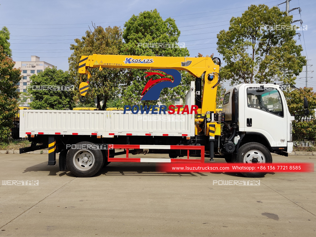 Philipppines Japan ISUZU 4x4 NPR/ELF/700P Truck Boom Crane Boom Truck 5 Ton Truck Telescopic Boom Crane