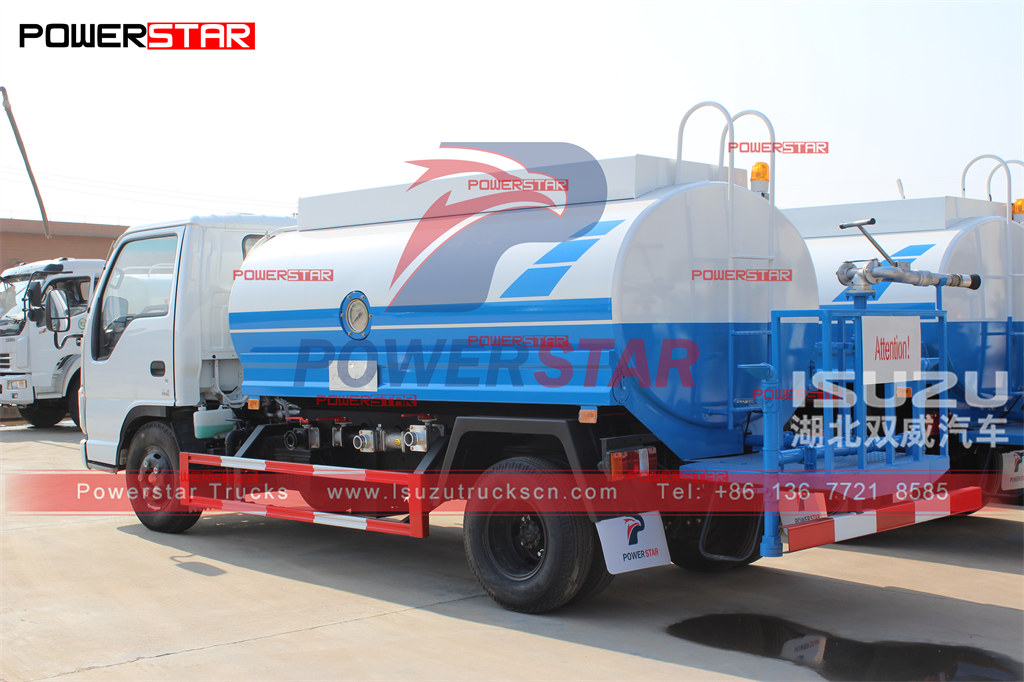 ISUZU 5000L water truck export to Myanmar