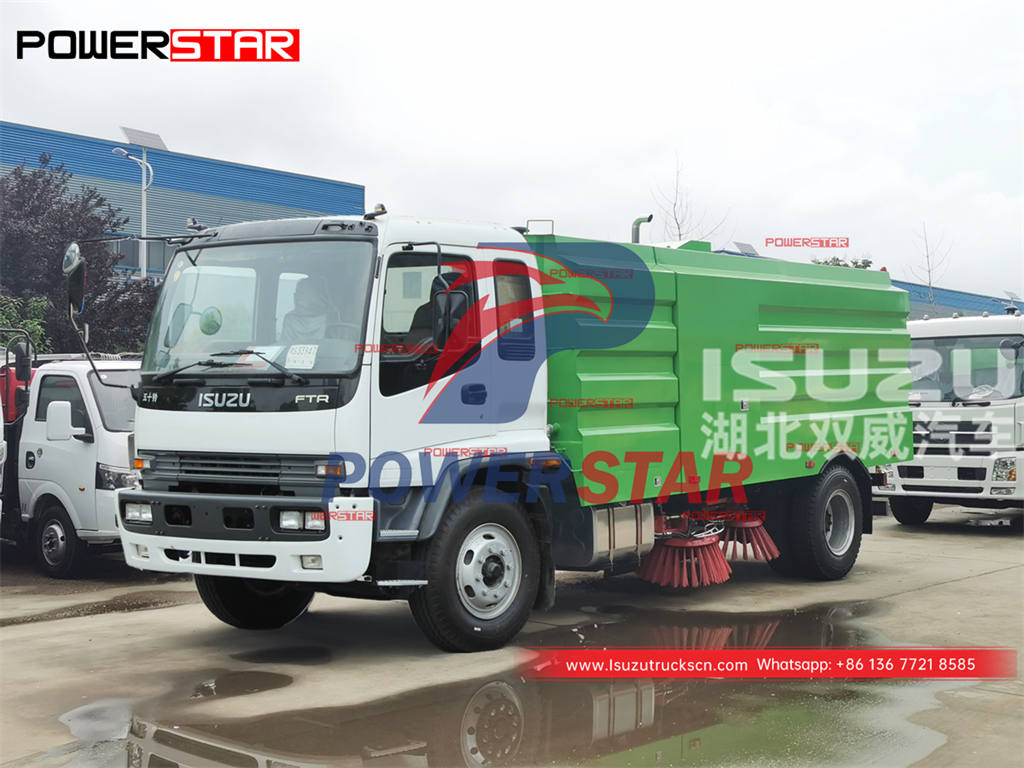 Low price ISUZU FTR 4×2 street cleaner highway sweeper truck for sale