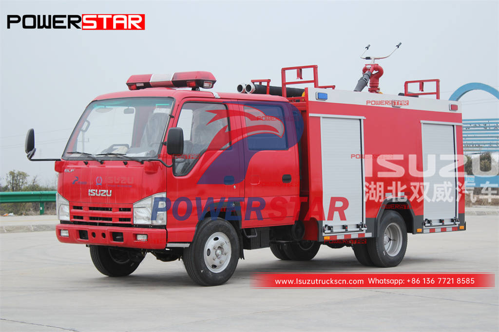 ISUZU 100P 4×4 98HP small fire fighting truck for sale