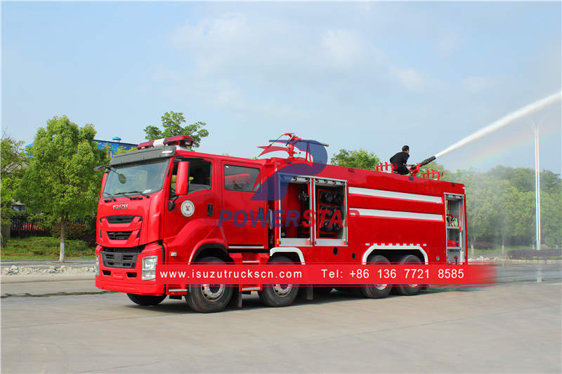 Isuzu dry powder fire truck