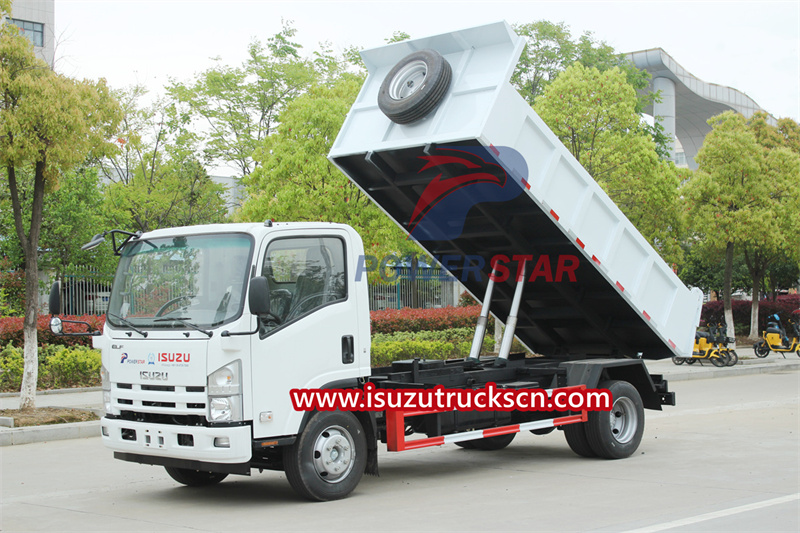  Isuzu light-duty dump truck
