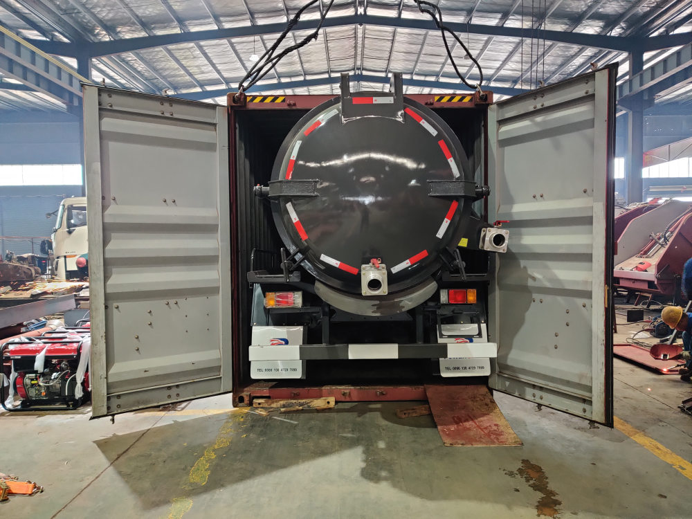 ISUZU NPR Sewage Dealing Tanker truck shipment case