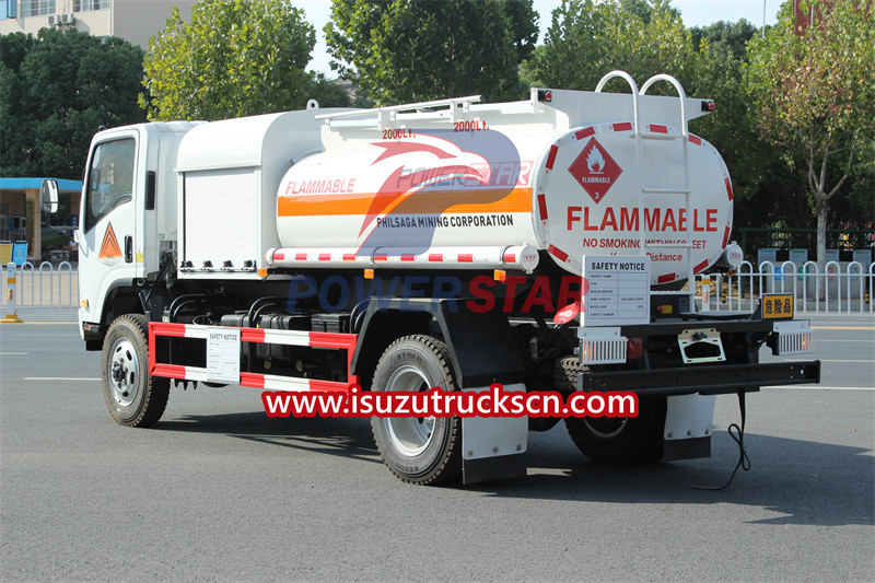 ISUZU NPR 4x4 mobile fuel tanker truck for sale