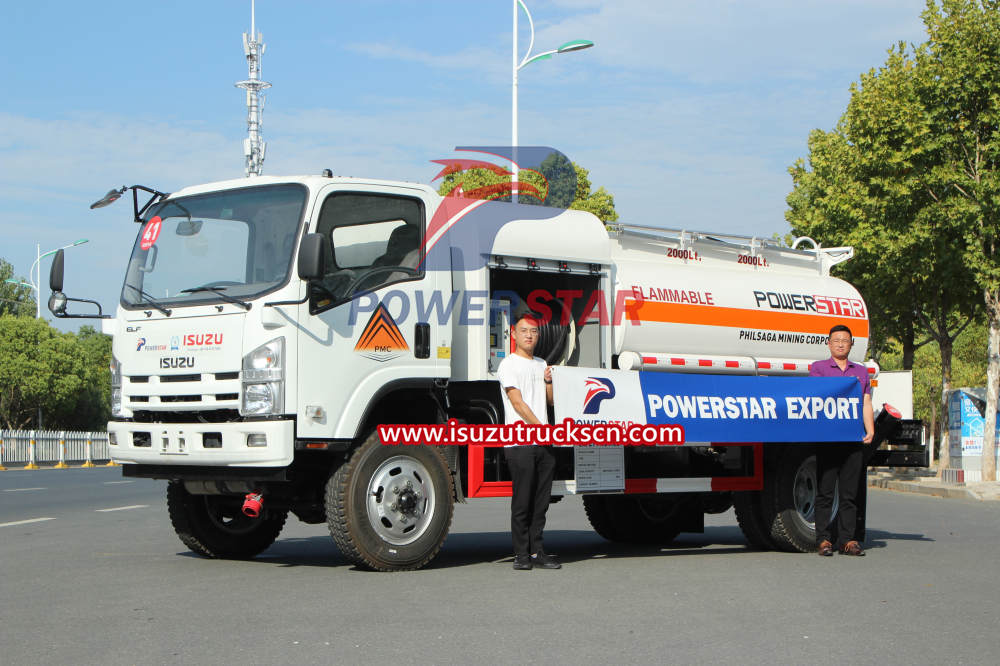 Isuzu 4x4 off road DieselGasoline Delivery Tanker truck