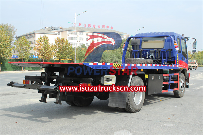 Isuzu rollback tow truck