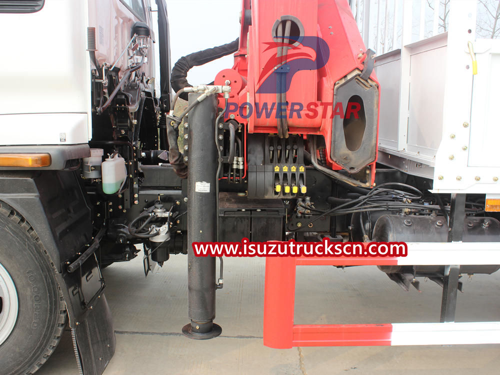 Isuzu Truck mounted crane