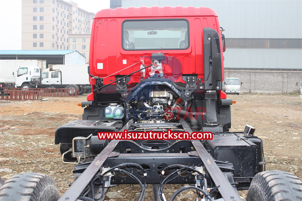 Isuzu FTR truck chassis
