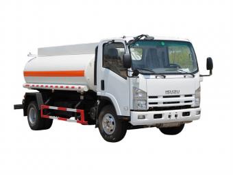  Isuzu 3000 gallons oil tanker truck for sale