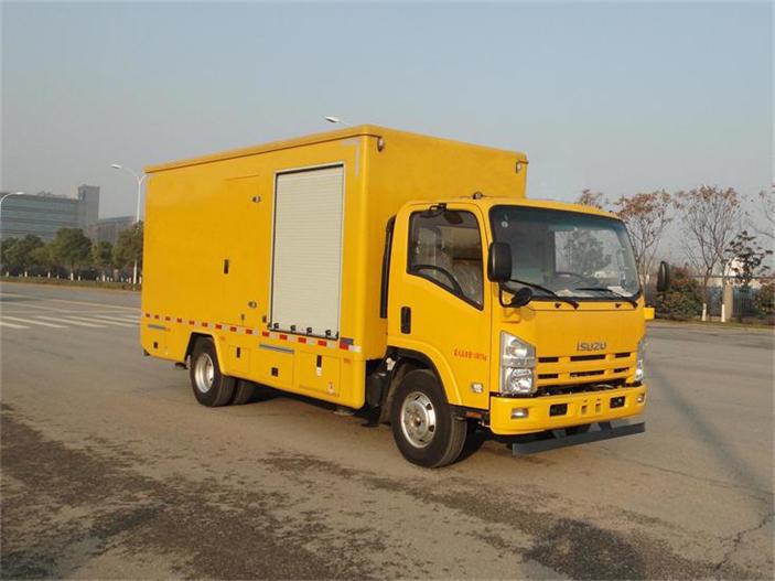  Isuzu 500~900KW Emergency Power Supply Vehicle