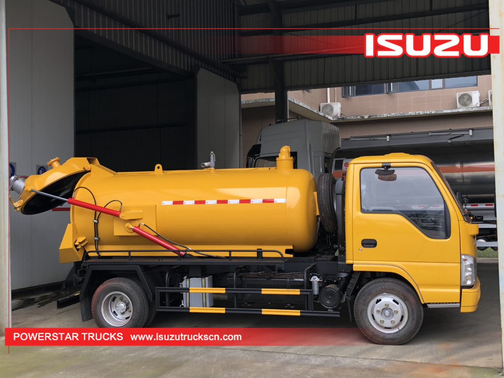 Brand new 4,000L ISUZU Sewage Suction Truck (Vacuum Tanker) for sale