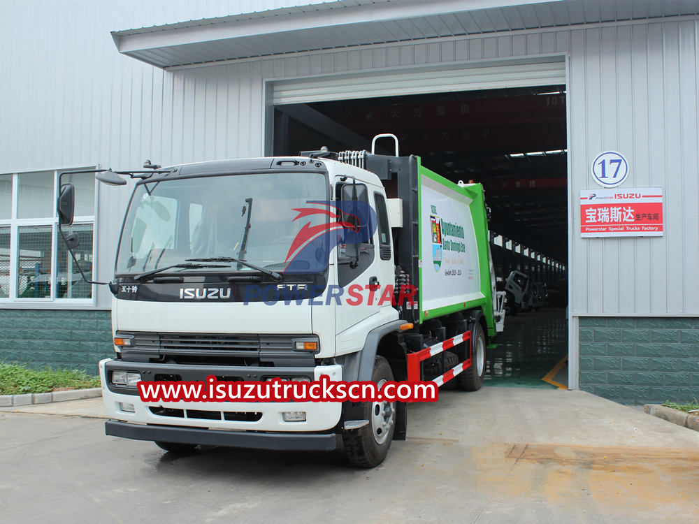 Advantages of Isuzu FTR garbage compactor truck