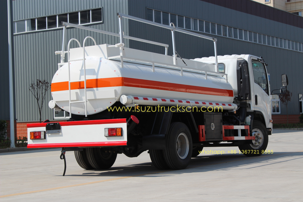 Isuzu 5000L NPR ELF diesel gaoline refuel tank truck oil tank truck for dubai Africa