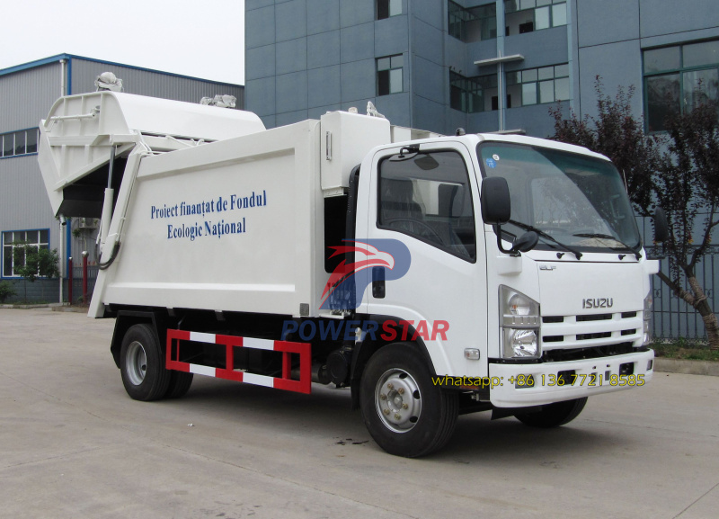 To Moldova Quality 10cbm Refuse compactor vehicle Isuzu Trucks