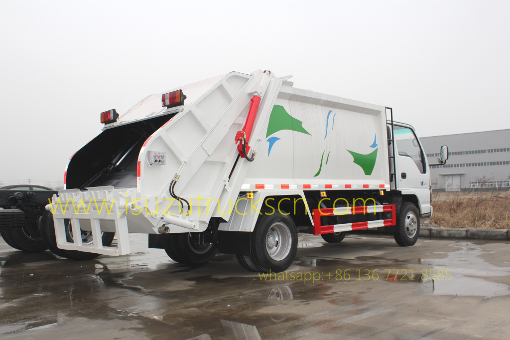 photo for Garbage Compactor Truck Isuzu 3Tons