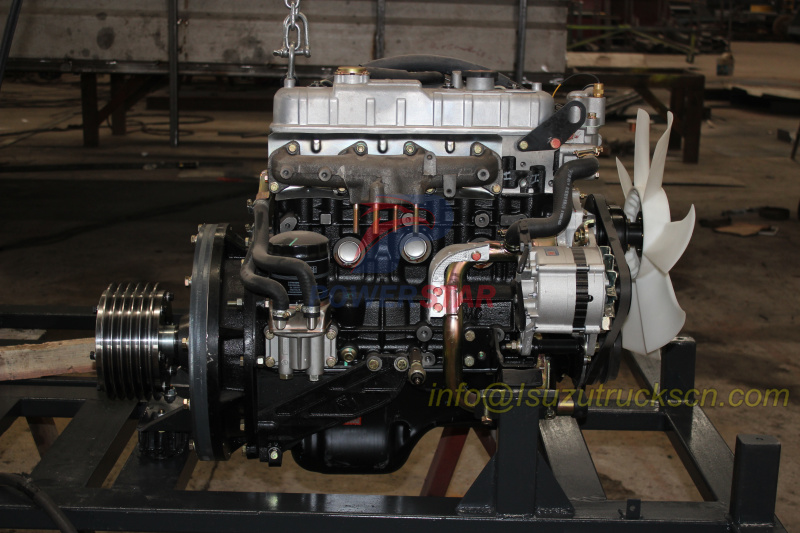 Auxiliary engine install at workshop detail pictures