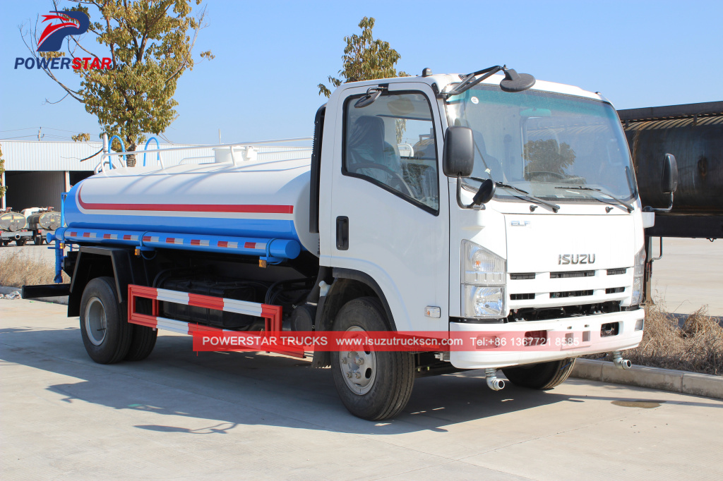 Japanese water sray truck ISUZU ELF 700P water transport truck for sale