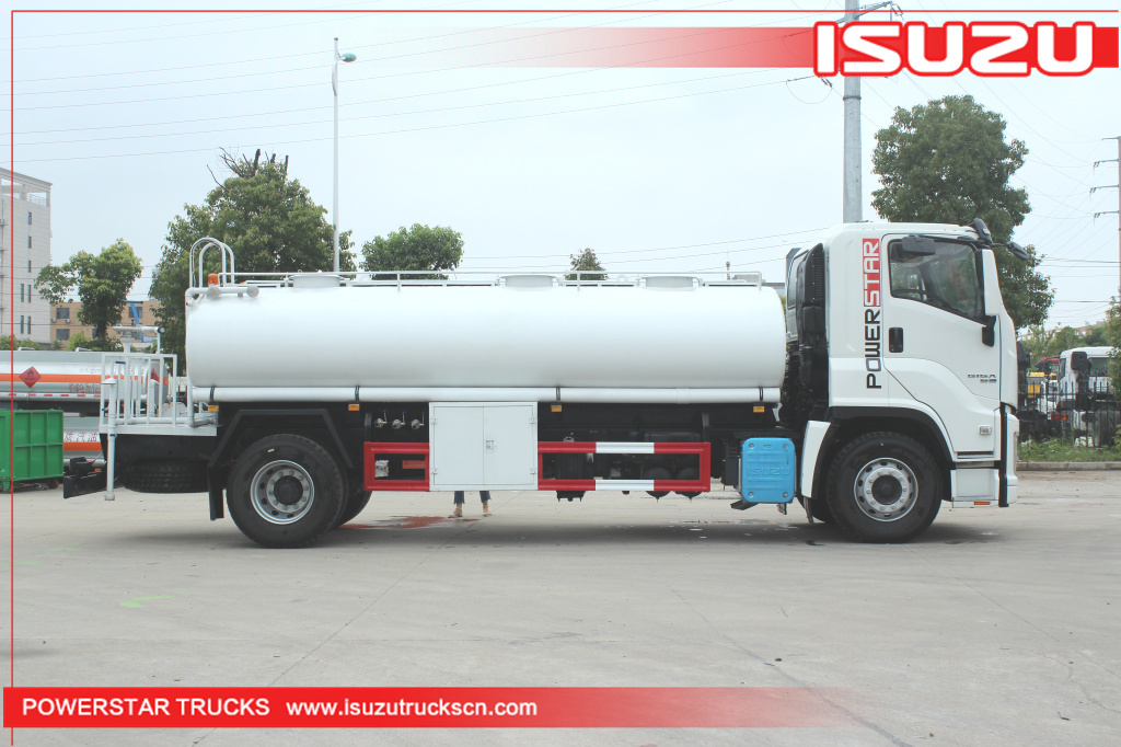 Isuzu vc61 GIGA 6UZ1-TCG50 380HP 4X2 Potable Drinking Water Truck for Sale