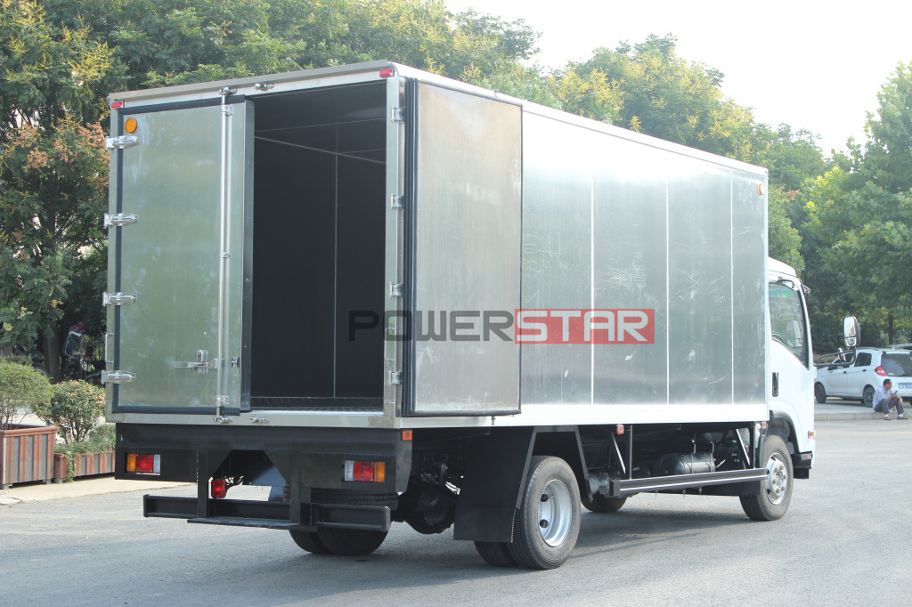 Hauling truck Isuzu Elf Aluminum Closed Cargo Van Trucks