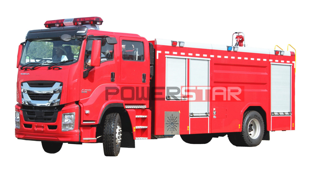 New ISUZU GIGA 4*2 Fire Fighting Vehicle 8 Tons Water Fire Engine for sale