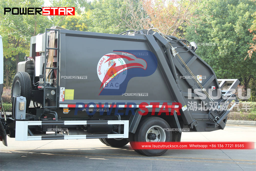 Good quality ISUZU 4×2 8CBM trash compactor truck on sale