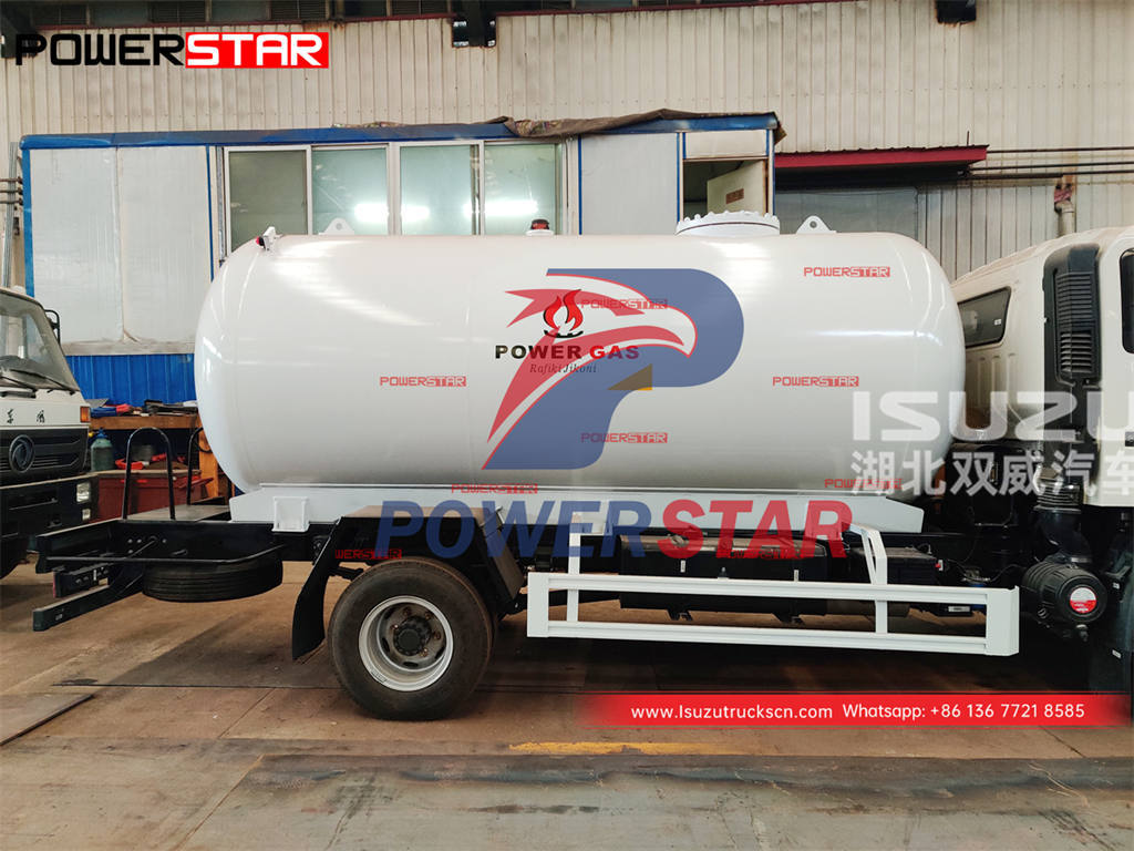 Factory price ISUZU FTR 12000 liters gas tanker truck for sale