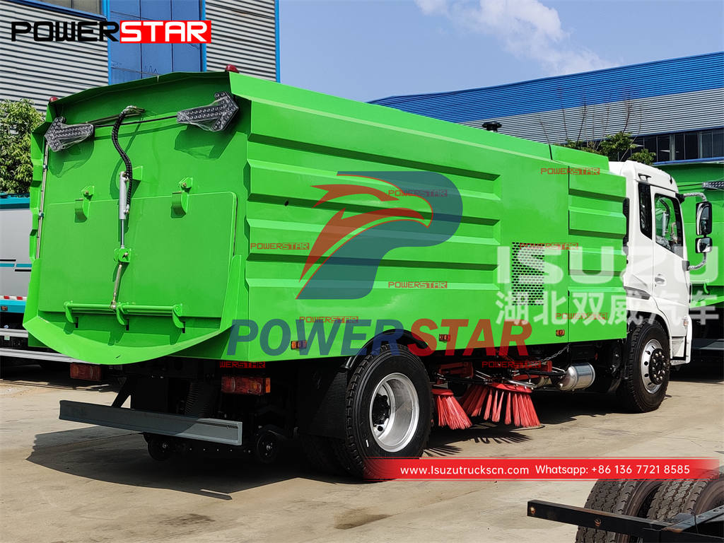 Customized ISUZU FTR/FVR 6 wheeler highway sweeping truck for sale