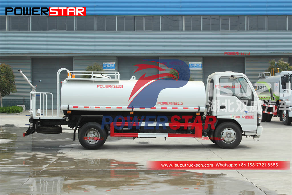 Hot selling ISUZU 4WD off-road potable water delivery truck at best price