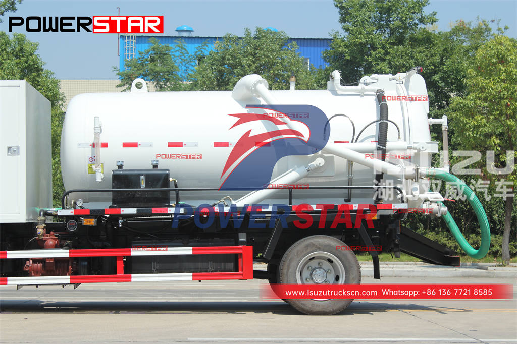 Hot sales ISUZU 600P 4×4 3000 liters vacuum sewage truck