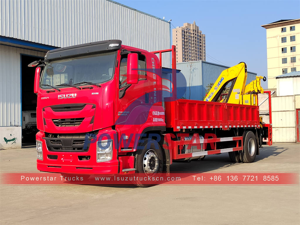 ISUZU GIGA lorry loader crane with XCMG knuckle boom crane