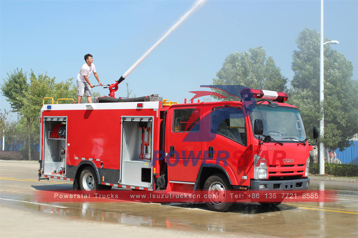 ISUZU fire fighting truck testing