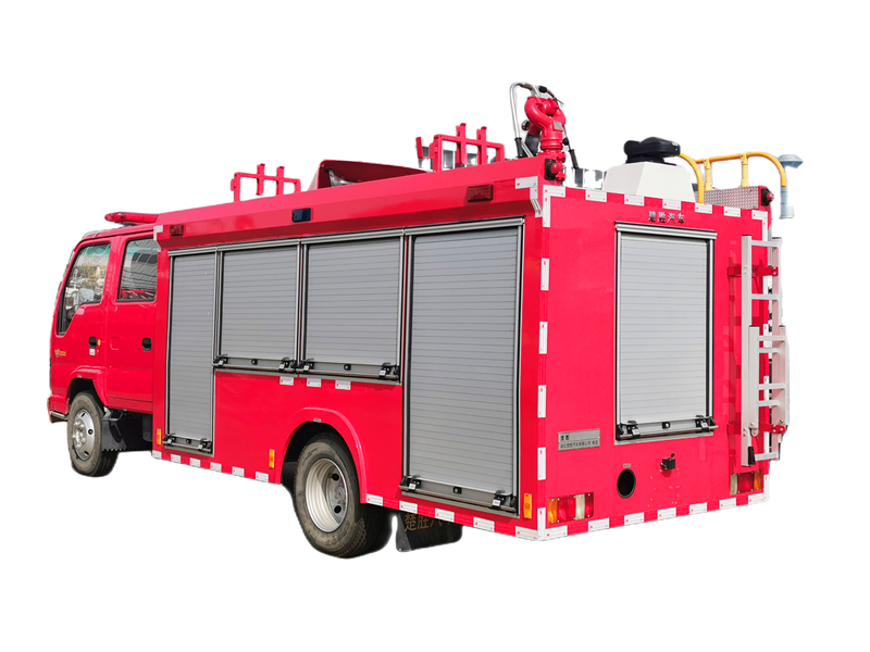 Isuzu 600P fire truck