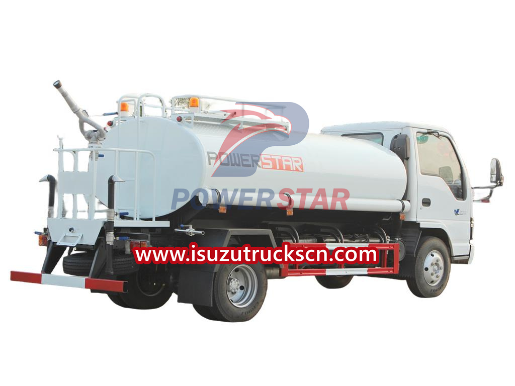 Isuzu water truck