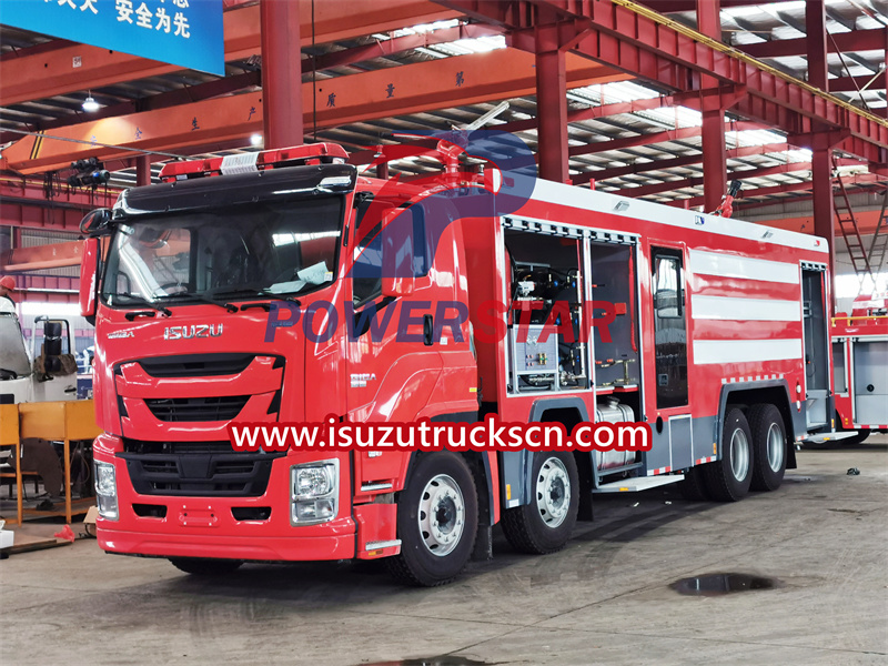 ISUZU GIGA fire engine