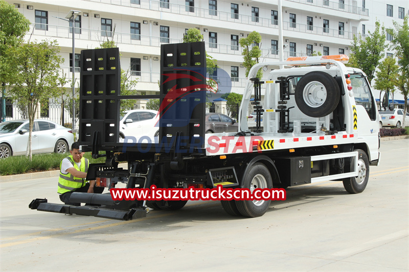 ISUZU NKR recovery towing truck