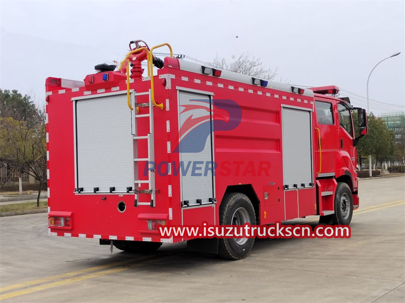 Isuzu GIGA fire fighting truck
