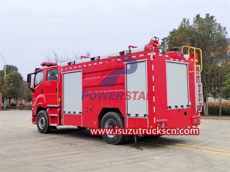 Isuzu GIGA fire fighting truck 