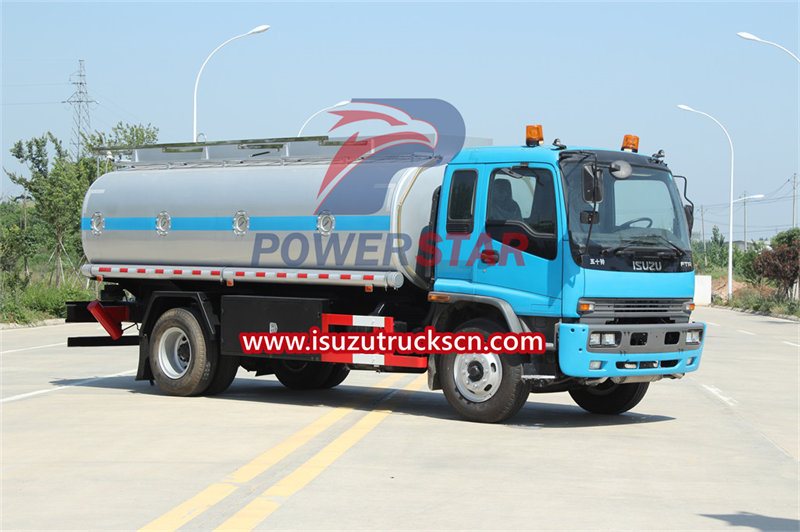 Isuzu ftr fuel truck