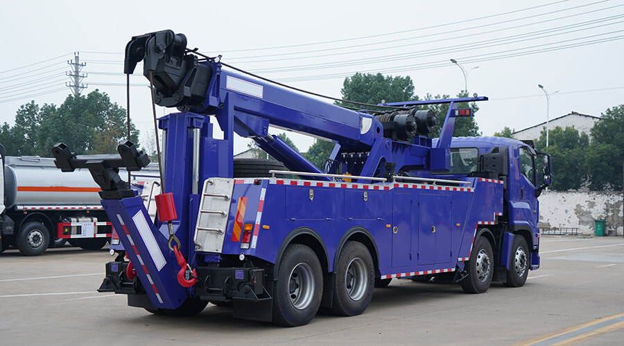 Isuzu giga 30 40ton Towing Recovery Wrecker Truck 