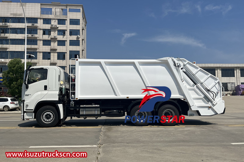 Isuzu GIGA truck mounted garbage compactor