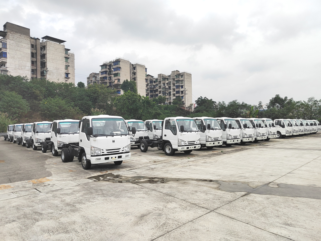 2tons 3ton single Cabin Super Tipper Truck Isuzu Chassis