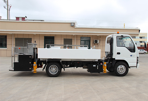 Isuzu Electric Potable Water Serve Truck