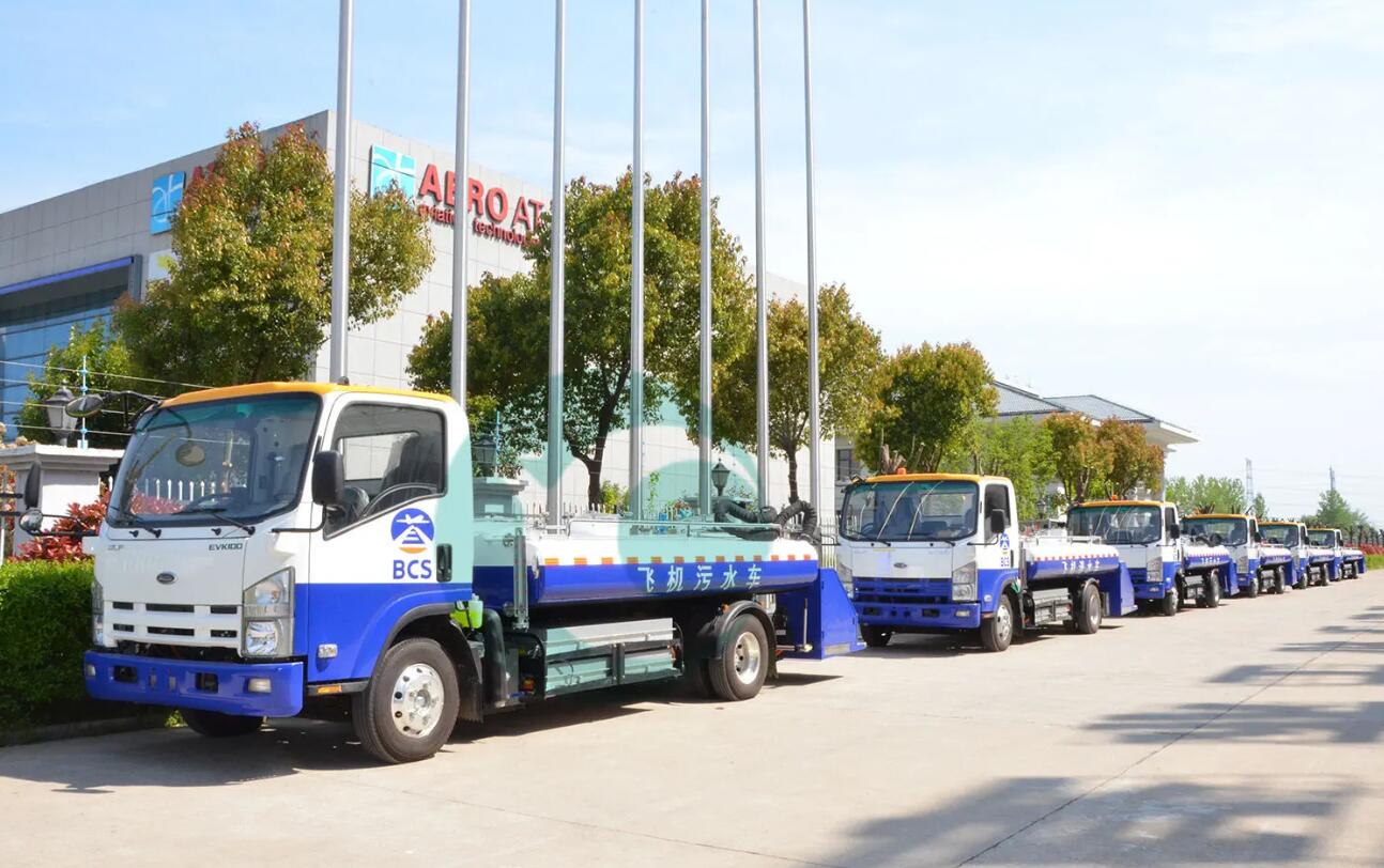 Electric Isuzu Aircraft Airport Water Truck