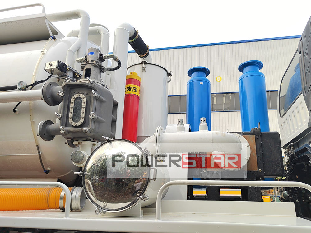 Isuzu truck mounted sewage cleaner