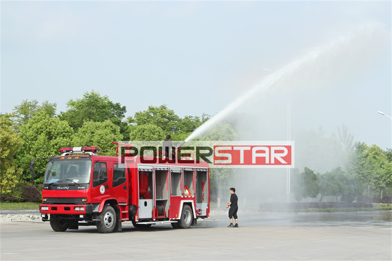 Isuzu FVR dry powder fire truck