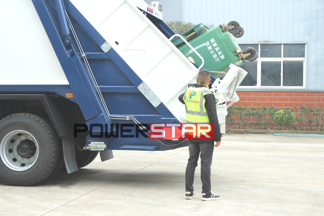 Isuzu giga chassis Rear Loaders and Packers