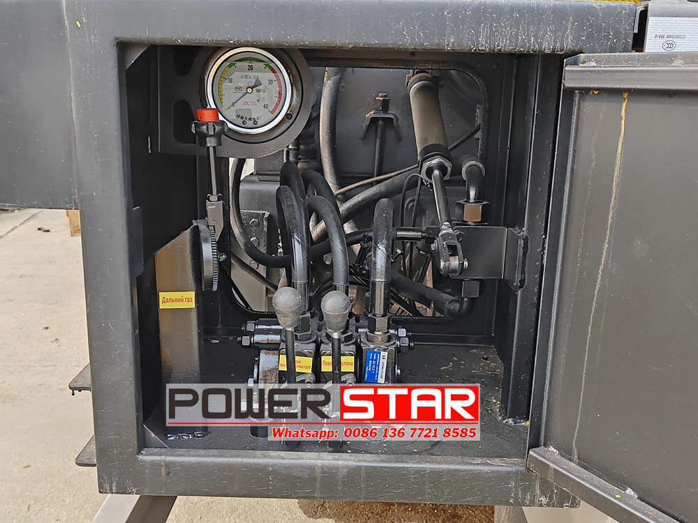 Isuzu combined sewer cleaning truck